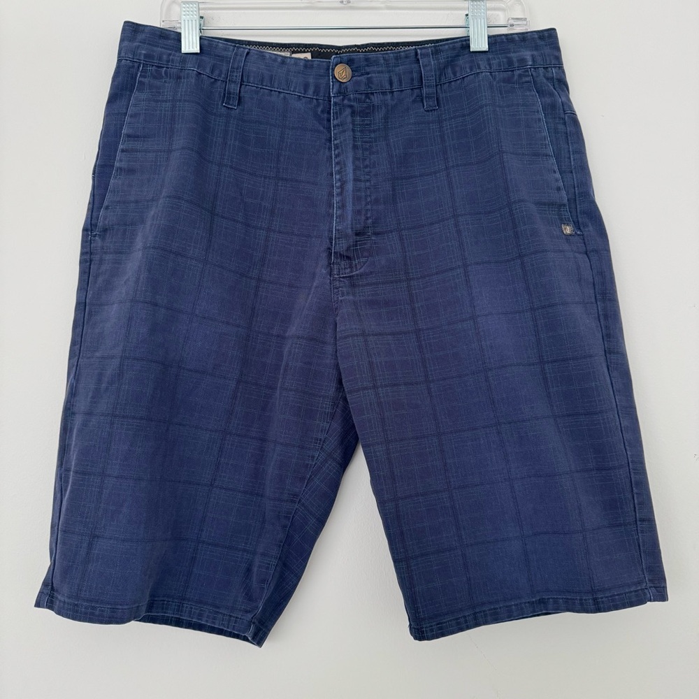 Volcom Men's Navy Crosshatch Plaid Flat Front Shorts Grunge Skate Golf Tennis 33